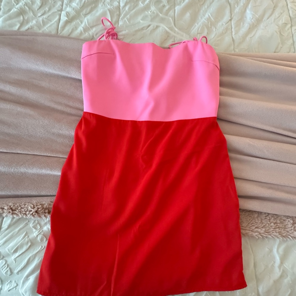 Colorblock Pink and Red Mini Dress!!💗❤️💗❤️